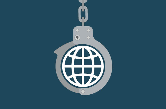 Иллюстрация символа интернета в наручниках.