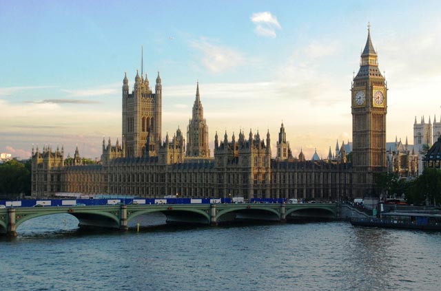Rang Undang-undang Kuasa Penyelidikan, Parlimen British November 2016.